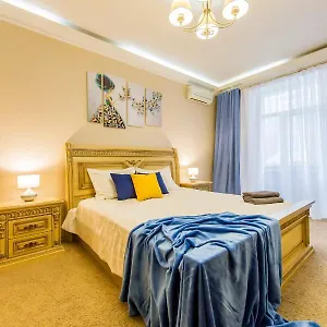 2к квартира на бассейной, тц гулливер, центр Киев